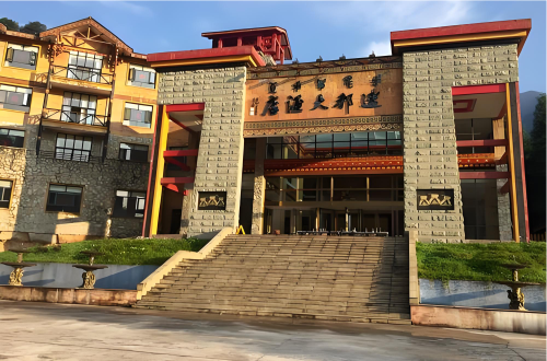 峨边迷都大酒店亚克力温泉泡池